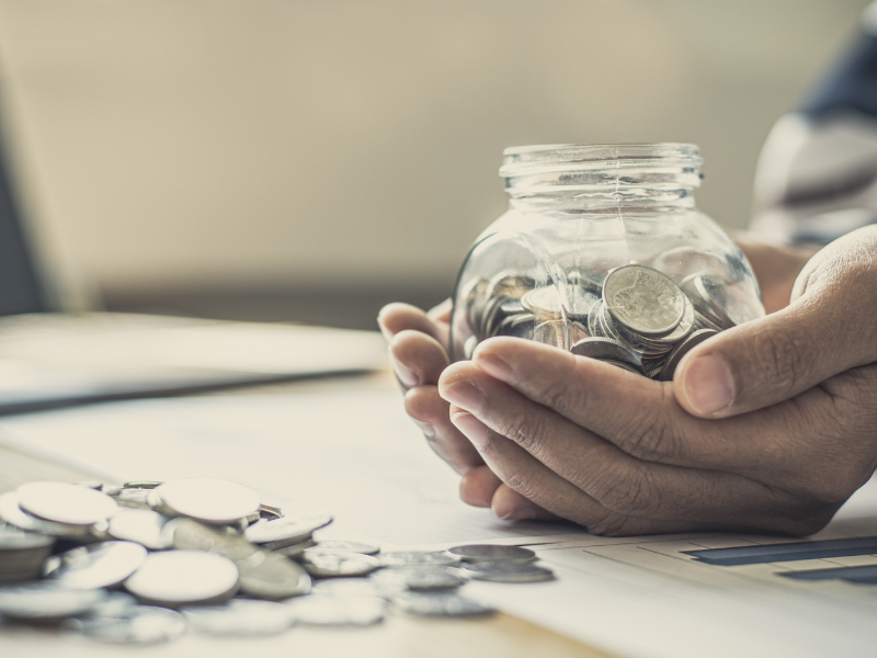 vale a pena investir em ações com pouco dinheiro mercado